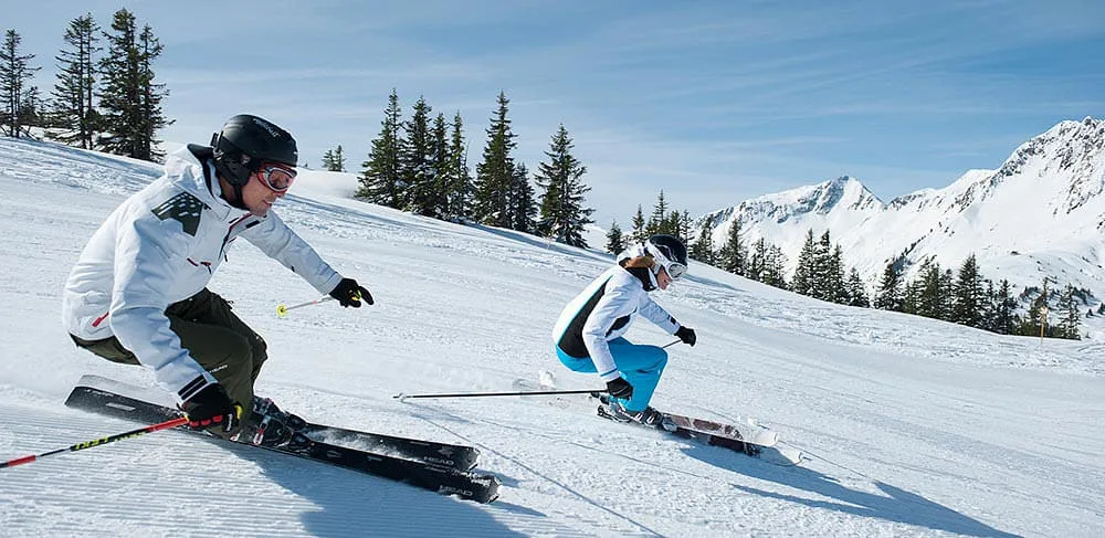 Direkt an der Skipiste Die Frühstückspension liegt direkt an der Skipiste!